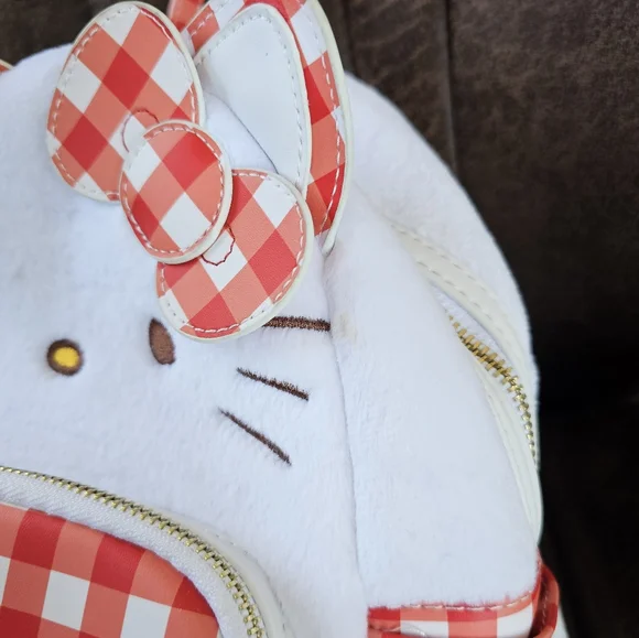 Loungefly Sanrio Hello Kitty Gingham Figural Mini Picnic Backpack - Picture 7 of 15